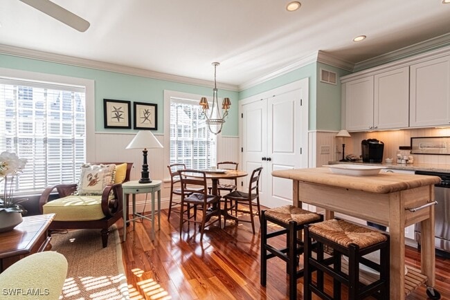 Photo - 187 Broad Ave S