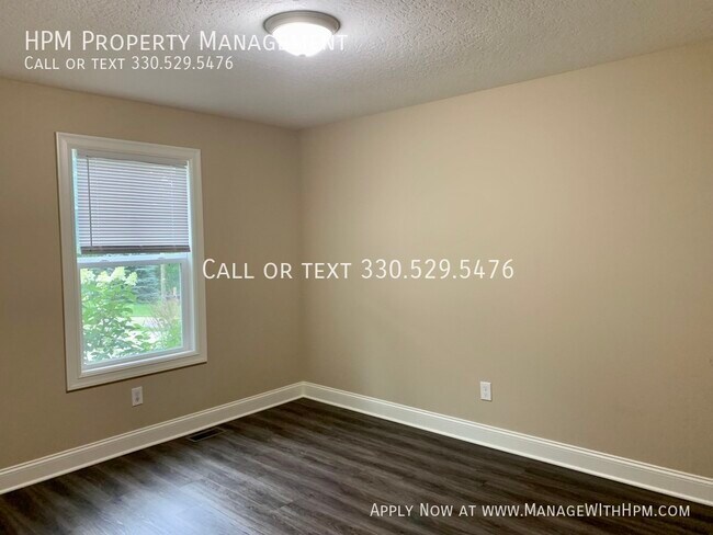 Photo - 2467 Delaware Ave SW Apartment