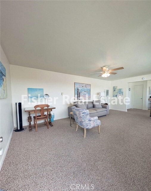 Photo - 572 Harloe Ave