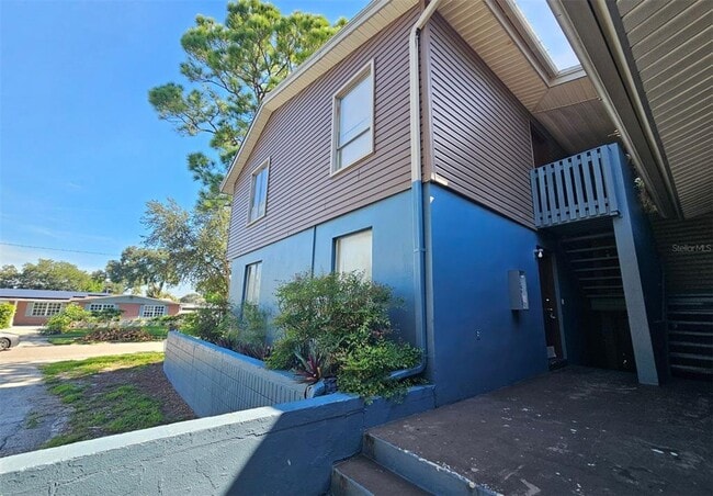 7602 W Powhatan Ave Unit 2