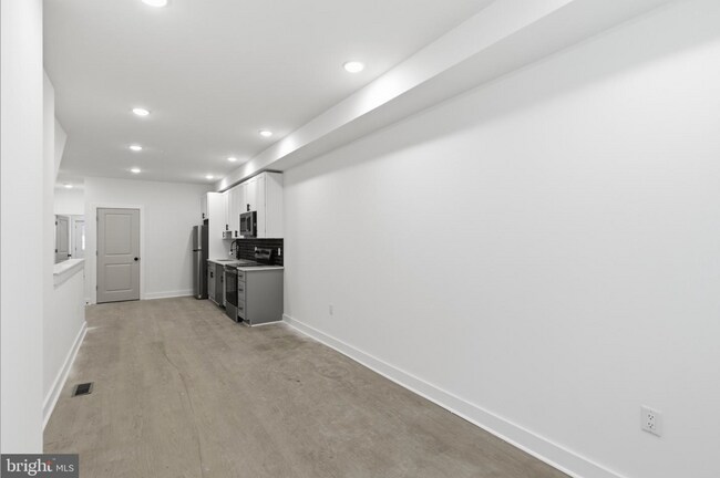 Building Photo - 2322 N 5th St Unit A