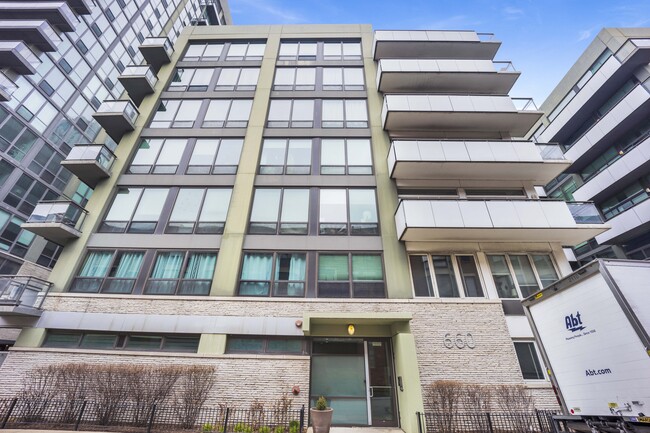 Photo - 660 W Wayman St Condo Unit 107B