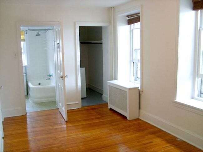 Photo - 8107 Germantown Ave Unit 2nd Fl