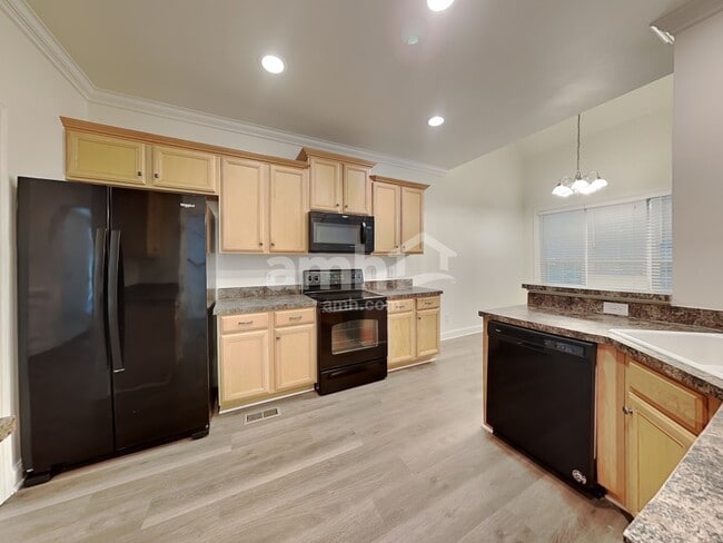 Photo - 4610 Baylor St