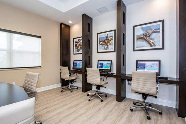 Photo - Legacy Villa Vicenza