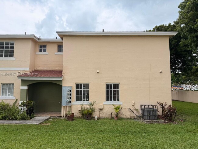 Photo - 18774 SW 100th Ave