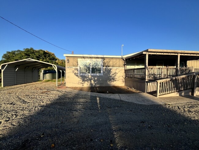 Photo - 16340 Sycamore Ave