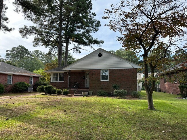 4 Bedroom Brick Ranch in Norfolk - 4 Bedroom Brick Ranch in Norfolk