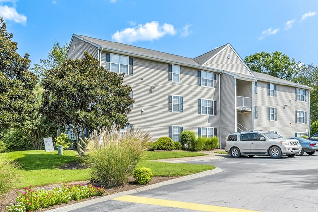 Columbia Hills Apartments