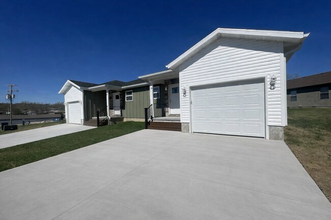 2 Dorothy Lane  Unit A