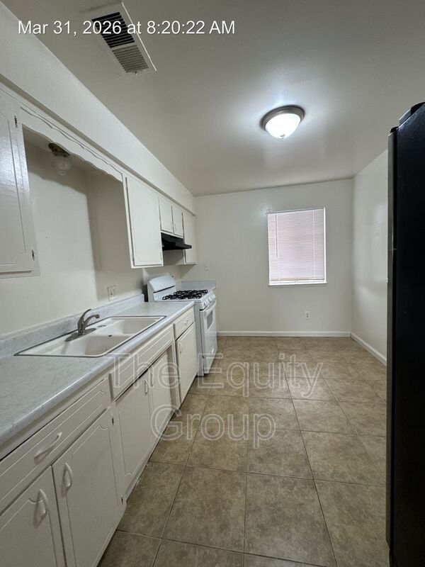 Photo - 527 S Garden St Unit #4