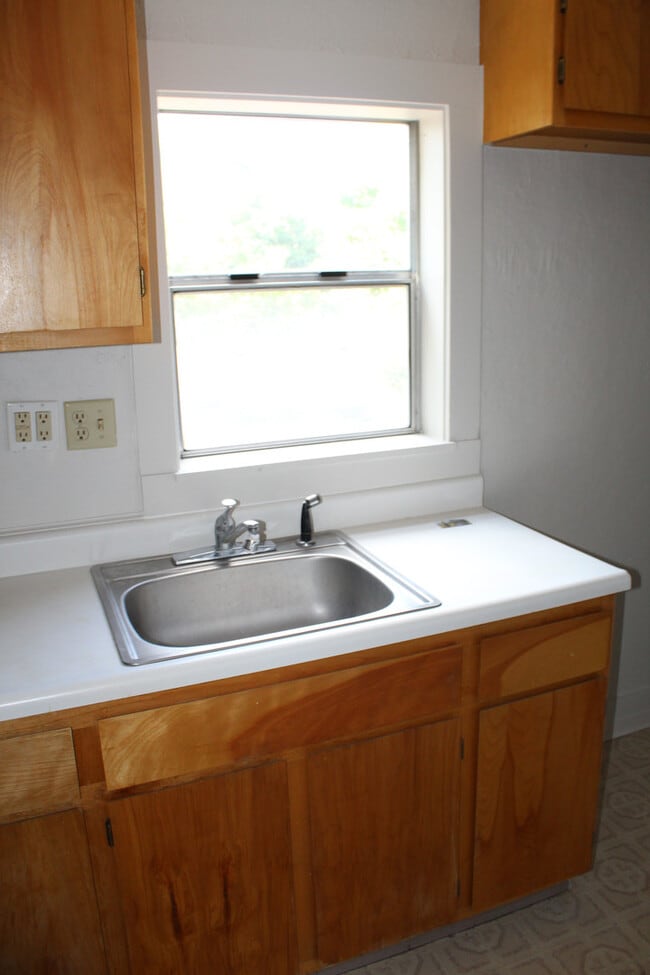 Photo - 1518 Siskiyou St