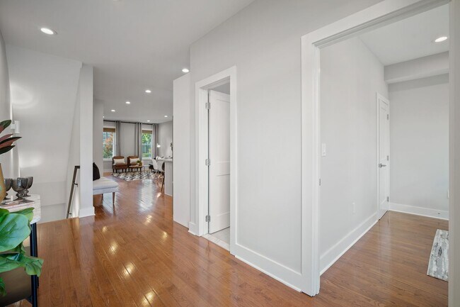 Photo - 125 Rhode Island Ave NE