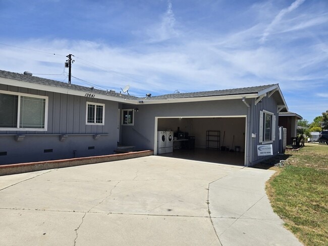 Fully Remolded Single Family Home in Garde... - Fully Remolded Single Family Home in Garde...
