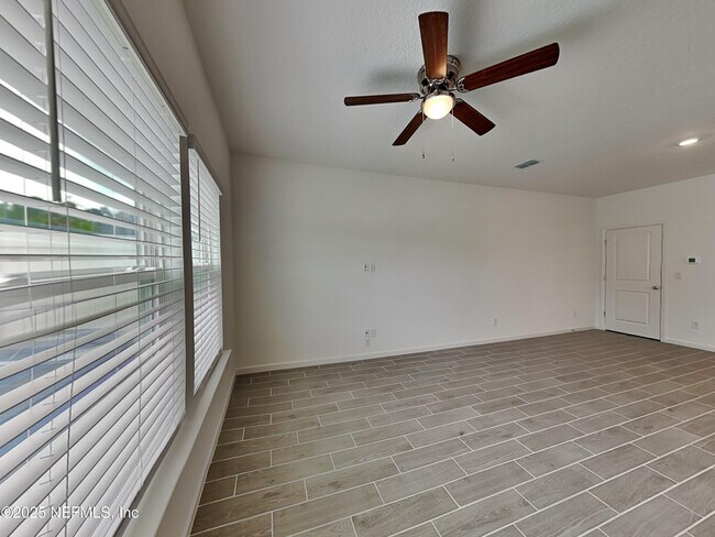 Photo - 2169 Windward Cay Ln