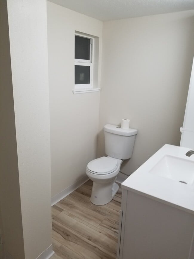 Bathroom - 98 W Lincoln Ave Unit 1