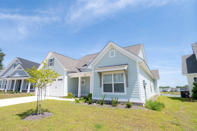 Photo - 165 Benoit Cir