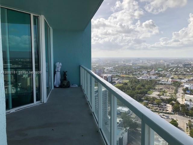 Photo - 1900 N Bayshore Dr Unidad 3814