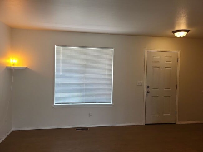 Photo - Lovely 3 Bedroom Home for Rent in CDA!