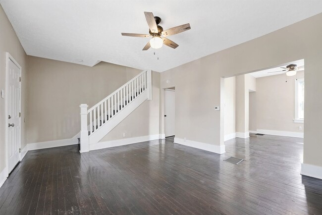 Photo - 172 S Richardson Ave