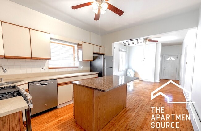 Building Photo - 2968 S Loomis St Unit 1