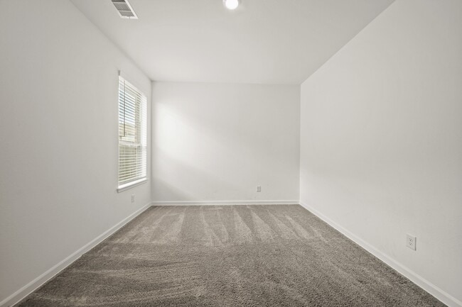 Building Photo - 2427 Madera Landing Ln