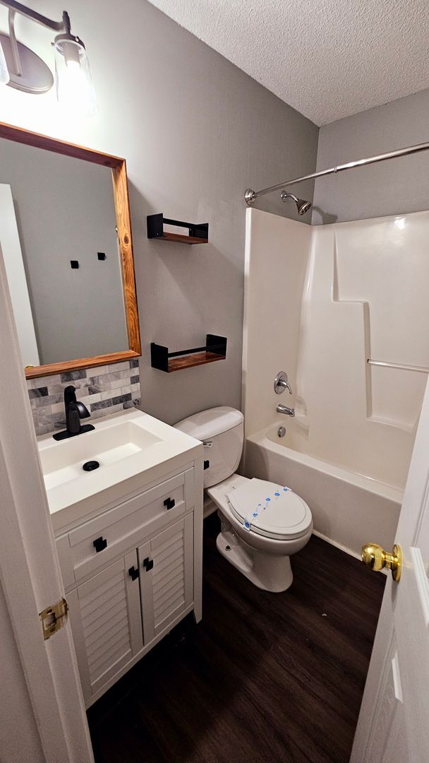 Photo - 4 BR 2 BA Southwest