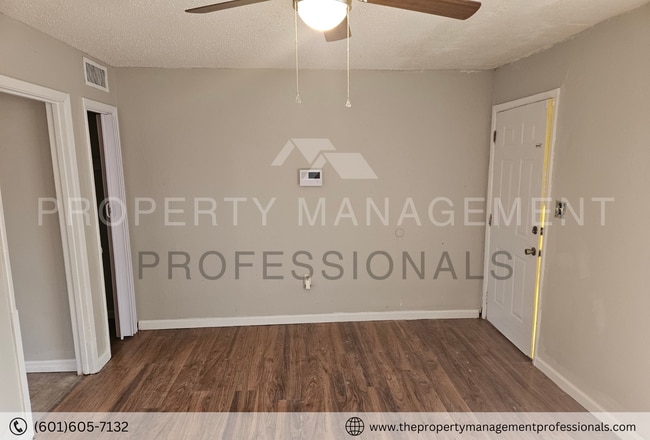 Photo - 1324 Marydale Dr