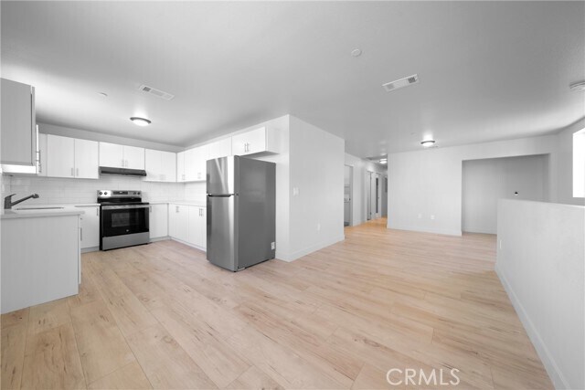 238 W 84th St