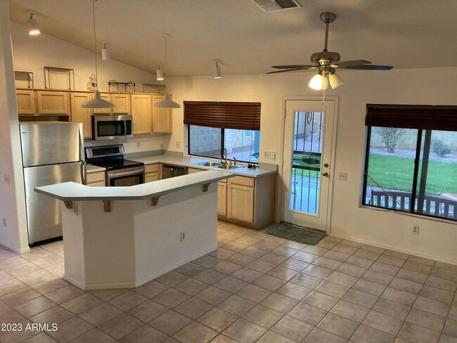 Photo - 4641 W Whitten St