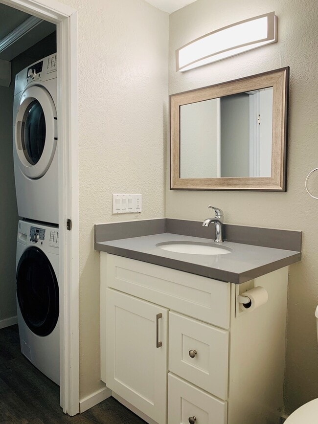 Photo - 12626 NE 118th St, Apt 2