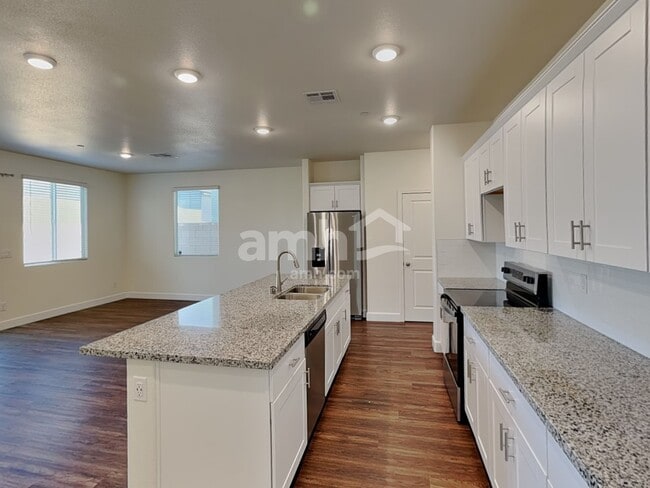 Photo - 96 Cabaletta Ln