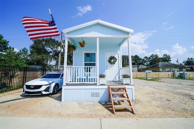 Photo - 242 Ulrich Ln