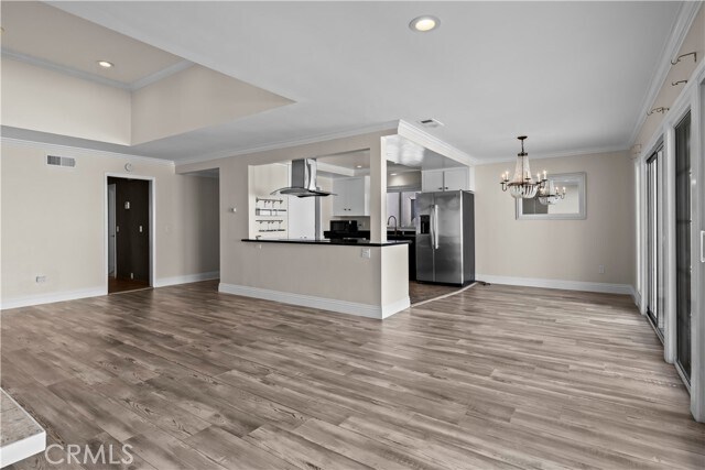 2424 University Dr