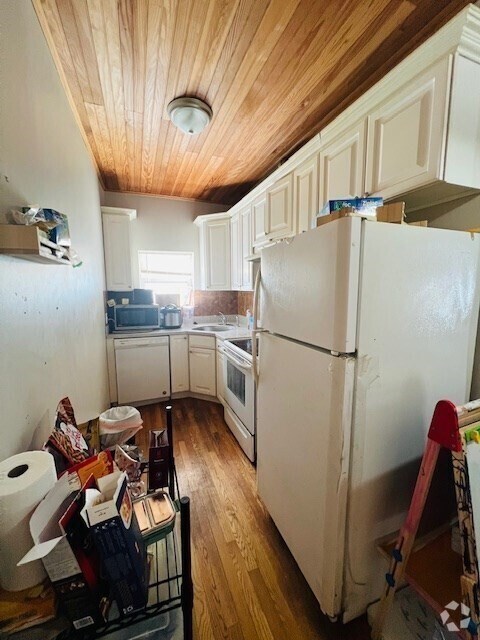 Building Photo - 9 Rice St Unit 3 Rental