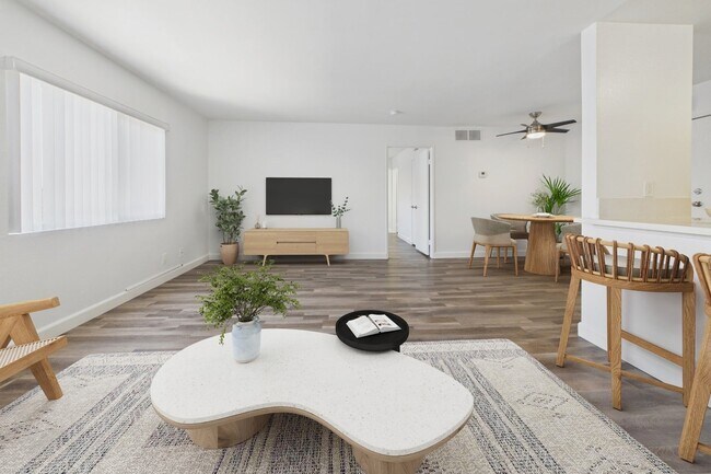 Valleywood Apartments