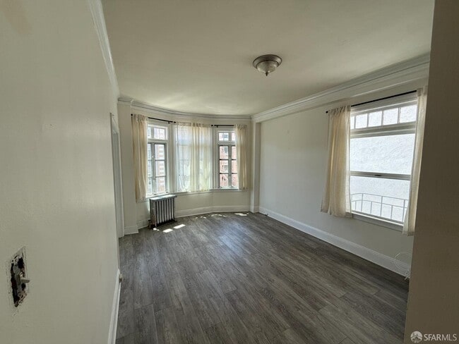 Building Photo - 810 Hyde St Rental