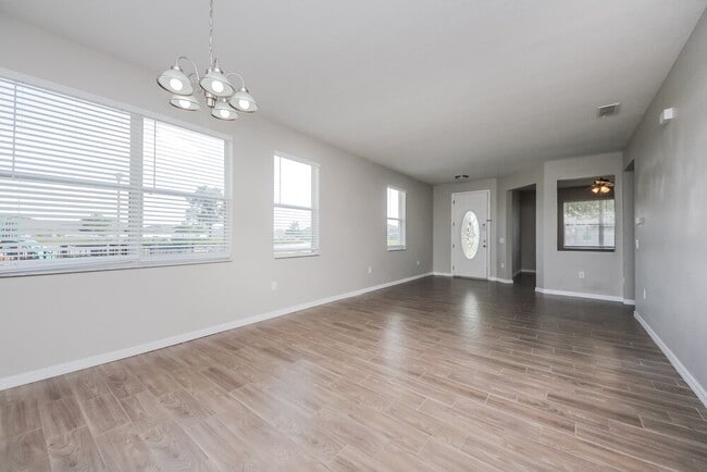 Photo - 3537 Harlequin Dr