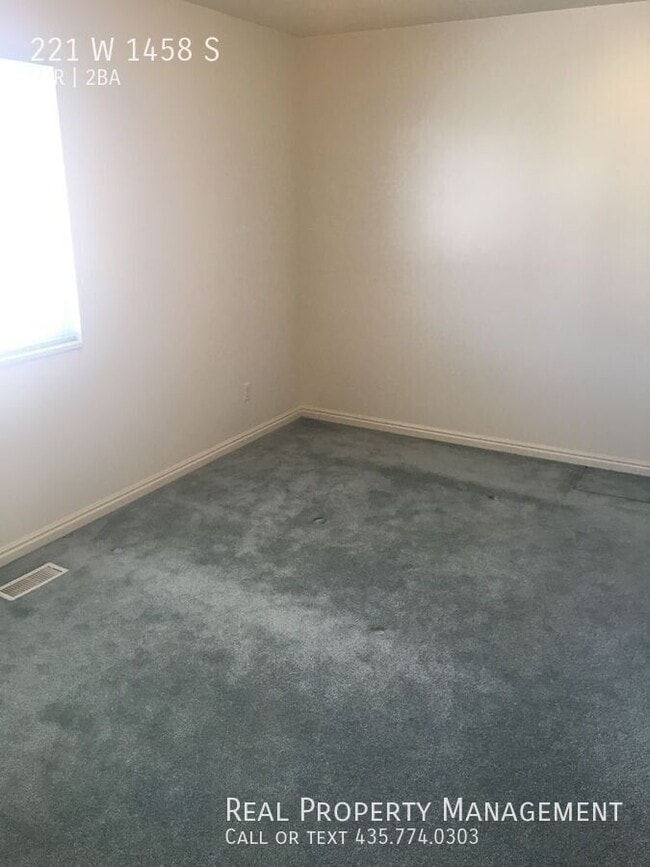 Photo - 221 W 1458 S