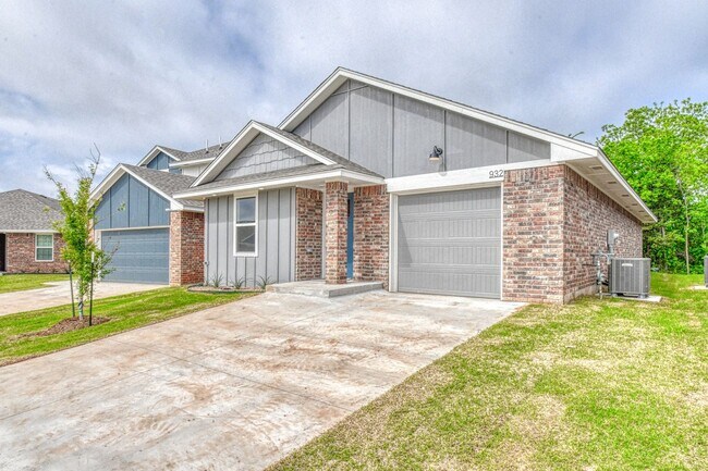 932 Varenna Ct