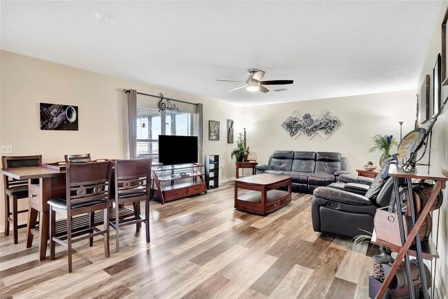 Photo - 16012 Lanesboro Ct