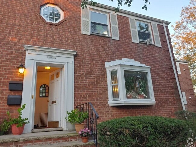 Building Photo - 74-67 260th St Rental