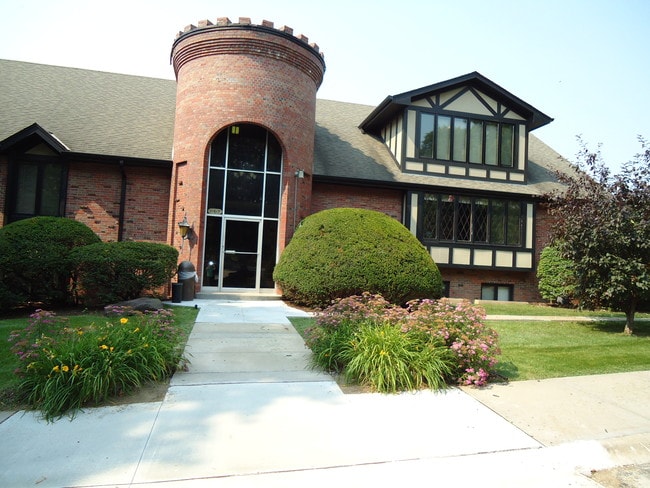 Richland Park Apartments