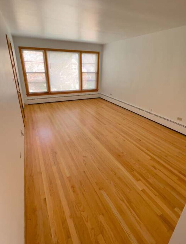Photo - 3602 Clarence Ave Unit 2nd floor