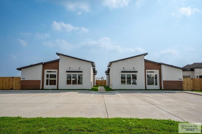 Photo - 3508 Hidalgo Cir