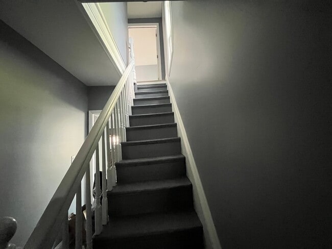 Photo - 683 State St