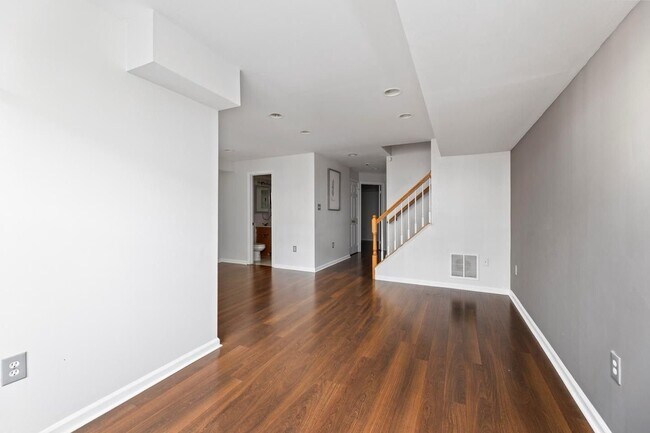 Photo - 3343 Cape May Ct