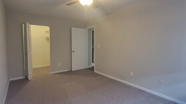 Photo - Sheraton Place Apartments