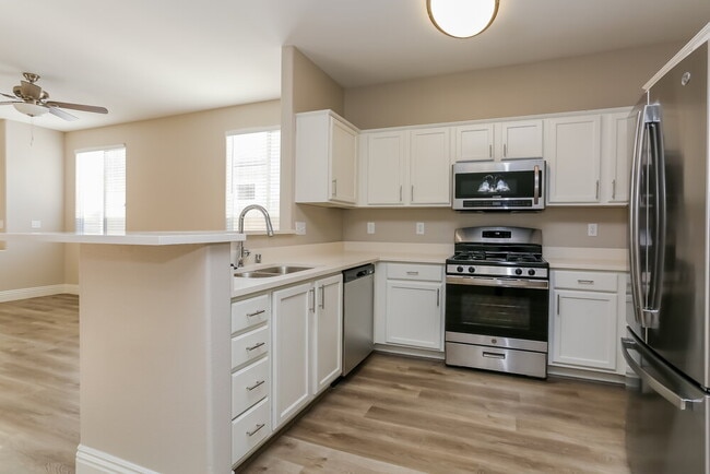 Photo - 8837 Medicine Wheel Ave