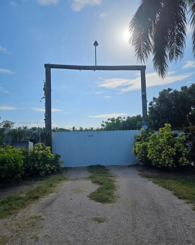 Photo - 19550 SW 162nd Ave